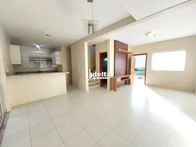 Casa de Condomínio com 4 Quartos para alugar, 240m² no Bosque dos Buritis, Uberlândia