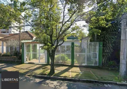 Casa com 3 Quartos à venda, 380m² no Passo da Areia, Porto Alegre