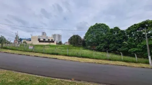 Lote/Terreno à venda, 2465m² no Vila Olivo, Valinhos