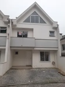 Casa de Condomínio com 3 Quartos à venda, 149m² no Uberaba, Curitiba