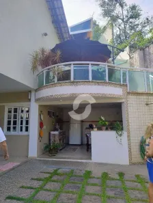Casa de Condomínio com 3 Quartos à venda, 228m² no Badu, Niterói