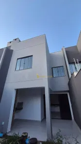 Casa com 3 Quartos à venda, 120m² no Jardim Colúmbia D, Londrina