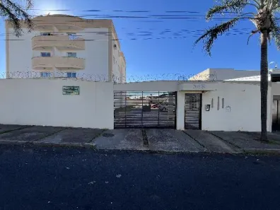 Apartamento com 2 Quartos à venda, 57m² no Jardim Holanda, Uberlândia