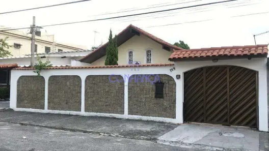 Casa com 3 Quartos à venda, 237m² no Campo Grande, Rio de Janeiro