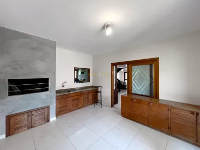 Sobrado com 4 Quartos à venda, 340m² no , Xangri-lá