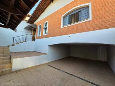 Casa com 3 Quartos à venda, 200m² no Castelinho, Piracicaba