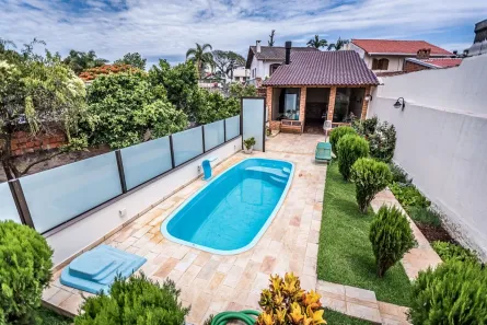Casa com 4 Quartos à venda, 300m² no Sarandi, Porto Alegre