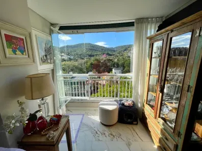 Apartamento com 3 Quartos à venda, 75m² no Itacorubi, Florianópolis