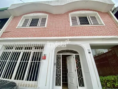 com 4 Quartos para alugar, 200m² no Gonzaga, Santos