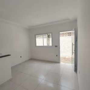 Sobrado com 2 Quartos à venda, 49m² no Solemar, Praia Grande