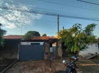 Casa com 4 Quartos à venda, 92m² no Jardim Nova Barretos, Barretos