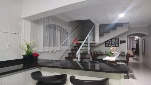 Casa com 3 Quartos à venda, 125m² no Jardim Maritéia, São José dos Campos