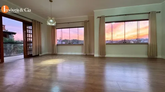 Casa com 3 Quartos à venda, 318m² no Jardim Paulista, Atibaia