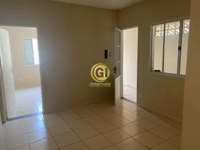 Casa com 2 Quartos para alugar, 65m² no Bandeira Branca, Jacareí