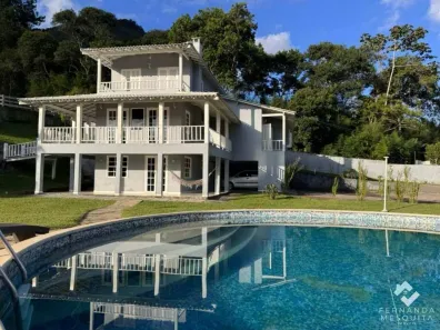 Casa de Condomínio com 4 Quartos para alugar, 312m² no Albuquerque, Teresópolis