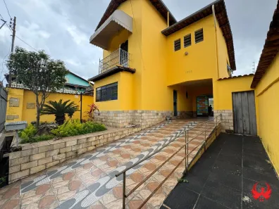 Casa com 4 Quartos para alugar, 400m² no Novo Progresso, Contagem