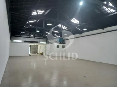 Galpão/Depósito/Armazém para alugar, 300m² no Jurubatuba, São Paulo