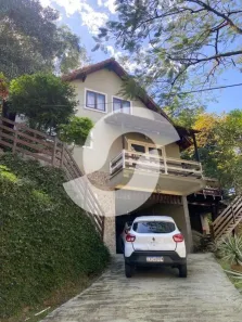 Sobrado com 3 Quartos à venda, 132m² no Itaipu, Niterói