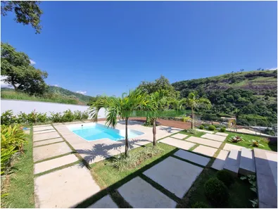 Casa com 3 Quartos à venda, 700m² no , Areal