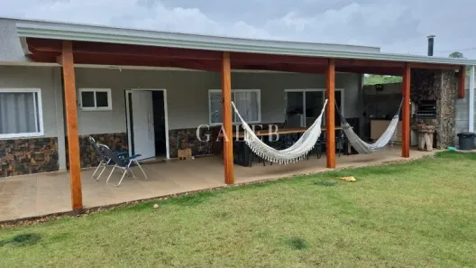 Casa com 3 Quartos à venda, 186m² no Jardim Estância Brasil, Atibaia