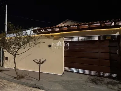 Casa com 3 Quartos à venda, 200m² no Jardim Jacarandá, Araraquara