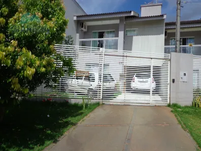 Sobrado com 2 Quartos à venda, 180m² no Jardim Gisela, Toledo