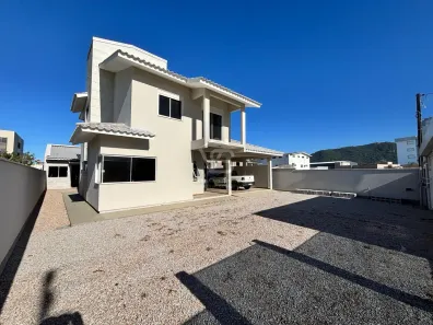 Casa com 4 Quartos à venda, 283m² no Centro, Imbituba