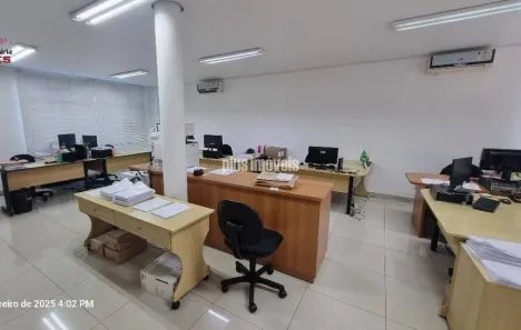 Sobrado com 5 Quartos à venda, 212m² no Cidade Monções, São Paulo