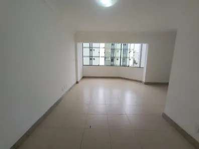 Apartamento com 3 Quartos à venda, 159m² no Candeias, Vitória da Conquista