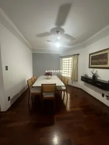 Casa com 3 Quartos à venda, 186m² no Vila Santa Rita, Franca