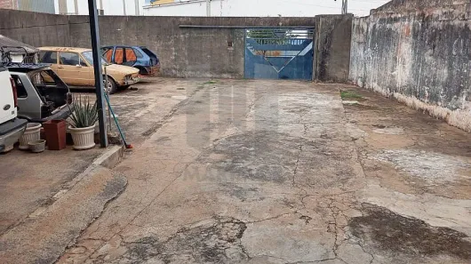 Casa com 4 Quartos para alugar, 300m² no Parque Industrial, Araçatuba