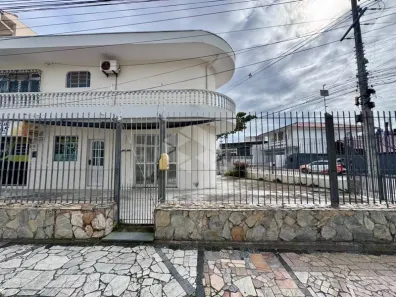 Apartamento com 1 Quarto para alugar, 40m² no Canto, Florianópolis