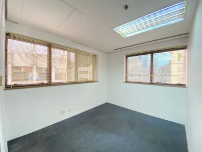Sala Comercial para alugar, 80m² no Vila Olímpia, São Paulo