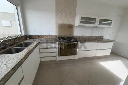 Casa de Condomínio com 3 Quartos para alugar, 300m² no Cidade Parquelandia, Mogi das Cruzes