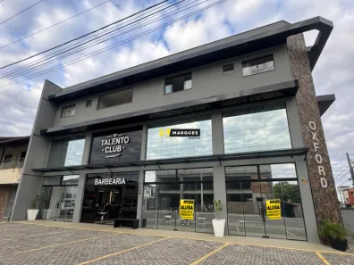 Sala Comercial para alugar, 143m² no Boa Vista, Joinville