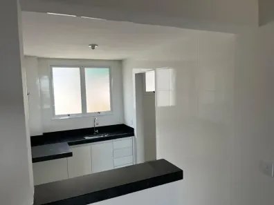 Apartamento com 3 Quartos à venda, 77m² no Segismundo Pereira, Uberlândia