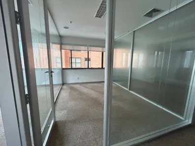 Sala Comercial para alugar, 120m² no Cidade Monções, São Paulo