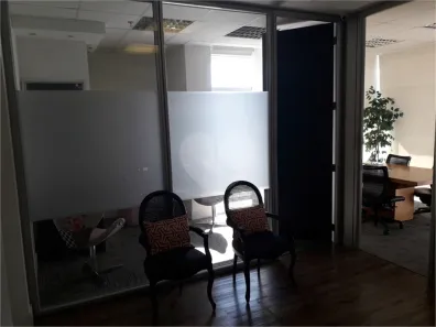 Sala Comercial à venda, 184m² no Cidade Monções, São Paulo