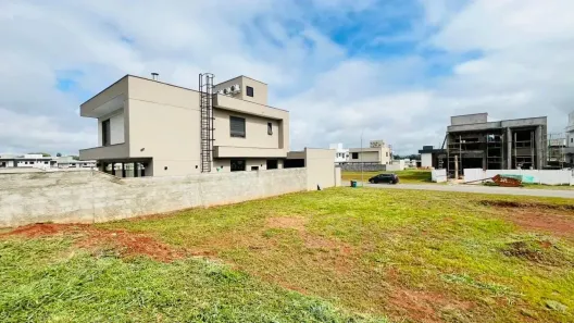 Lote/Terreno à venda, 406m² no Jardins França, Goiânia