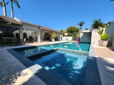 Casa de Condomínio com 7 Quartos à venda, 545m² no Jardim Acapulco, Guarujá