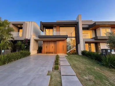 Casa de Condomínio com 4 Quartos à venda, 211m² no , Xangri-Lá