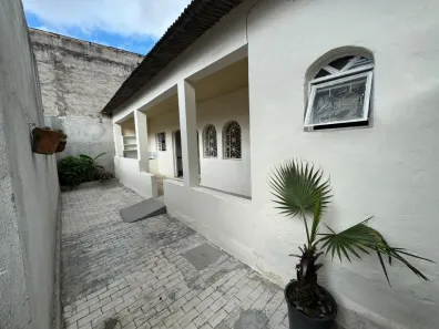 Casa com 1 Quarto para alugar, 60m² no Jardim do Vale, Jacareí