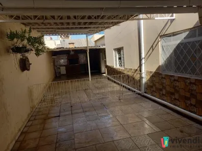 Casa com 3 Quartos à venda, 218m² no Vila Rio Branco, Jundiaí