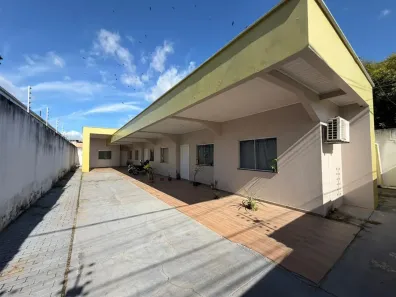 Apartamento com 2 Quartos para alugar, 42m² no Centenário, Boa Vista