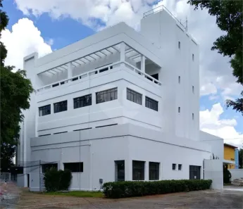 Prédio Comercial para alugar, 4816m² no Parque Industrial Tomas Edson, São Paulo