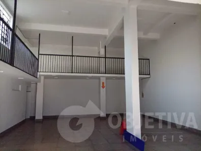 Ponto Comercial para alugar, 140m² no Nossa Senhora Aparecida, Uberlândia