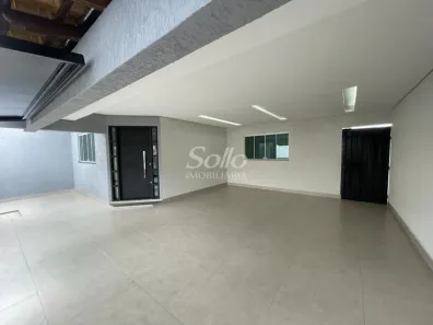 Casa com 4 Quartos à venda, 225m² no Jardim Brasília, Uberlândia