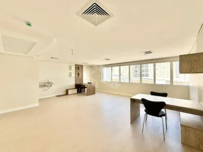 Ponto Comercial para alugar, 44m² no Centro Histórico, Porto Alegre