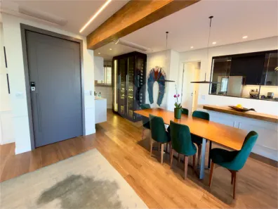 Apartamento com 4 Quartos para alugar, 225m² no Jardim Fonte do Morumbi, São Paulo