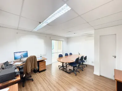 Sala Comercial à venda, 85m² no Cidade Monções, São Paulo